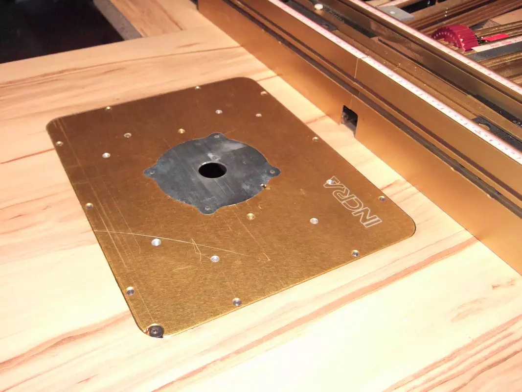 defonceuse 1010 sous table 1